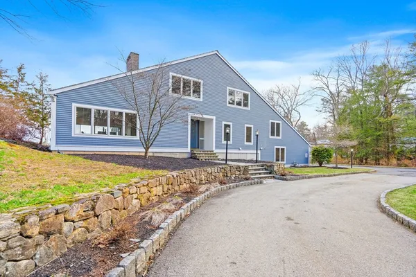 $1,495,000 | 16 Huckleberry Hill Road, Lincoln, MA 01773