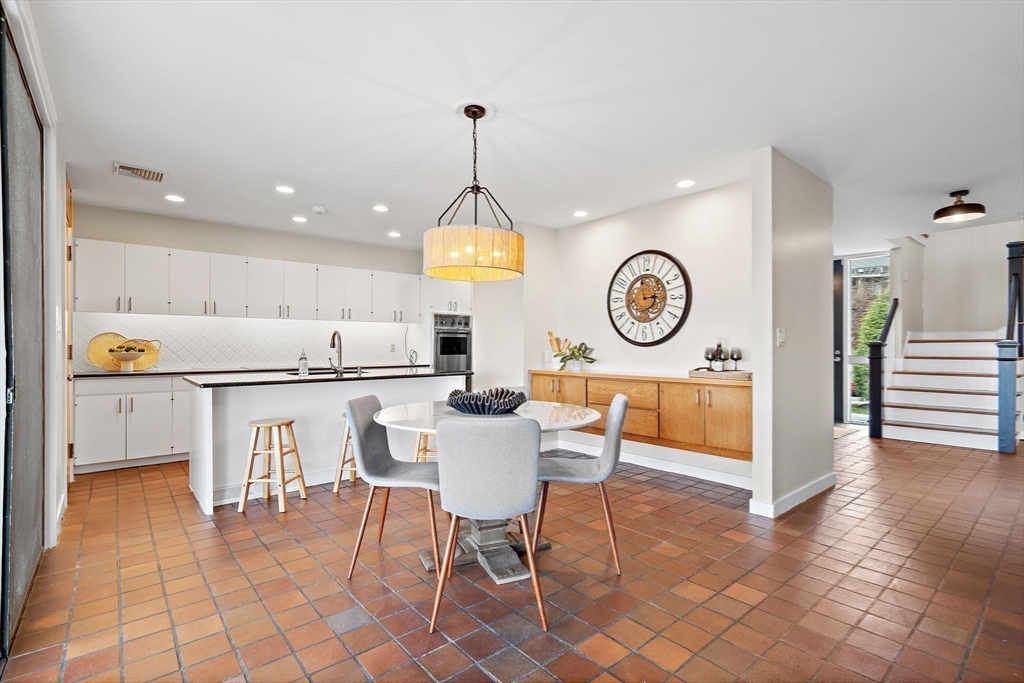 16 Huckleberry Hill Road Lincoln, MA 01773 - Photo 11 of 38