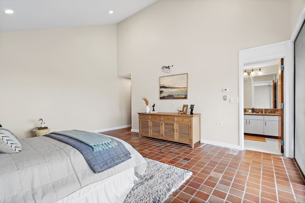 16 Huckleberry Hill Road Lincoln, MA 01773 - Photo 20 of 38