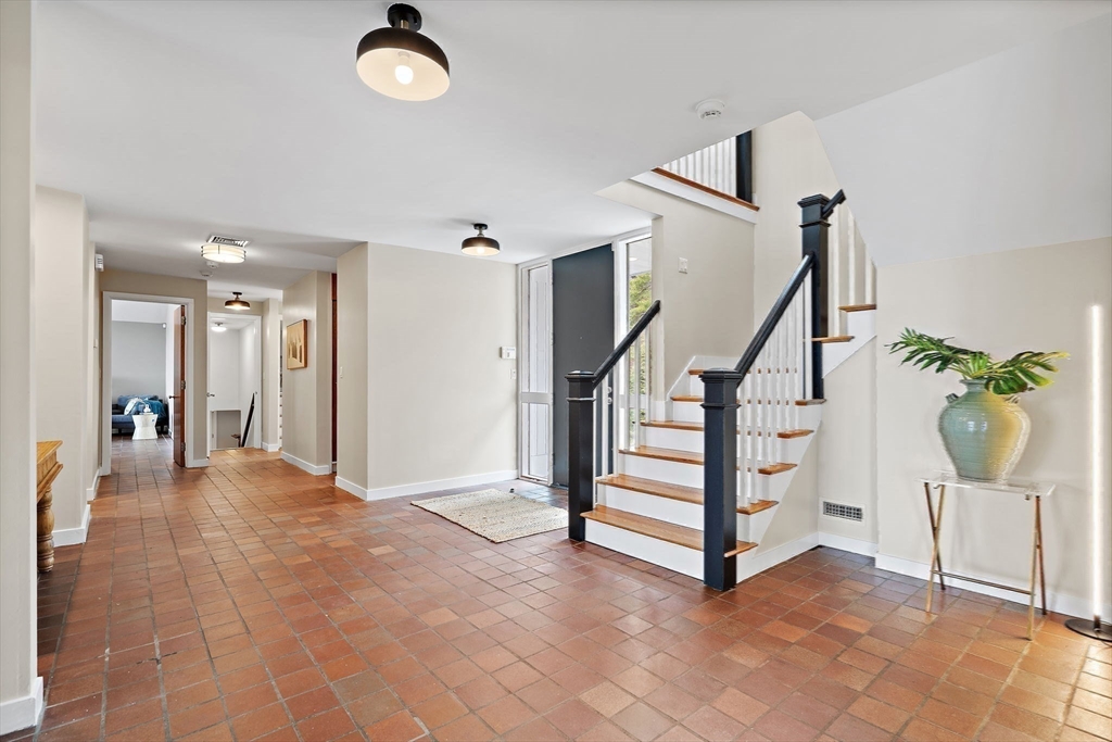 16 Huckleberry Hill Road Lincoln, MA 01773 - Photo 21 of 38