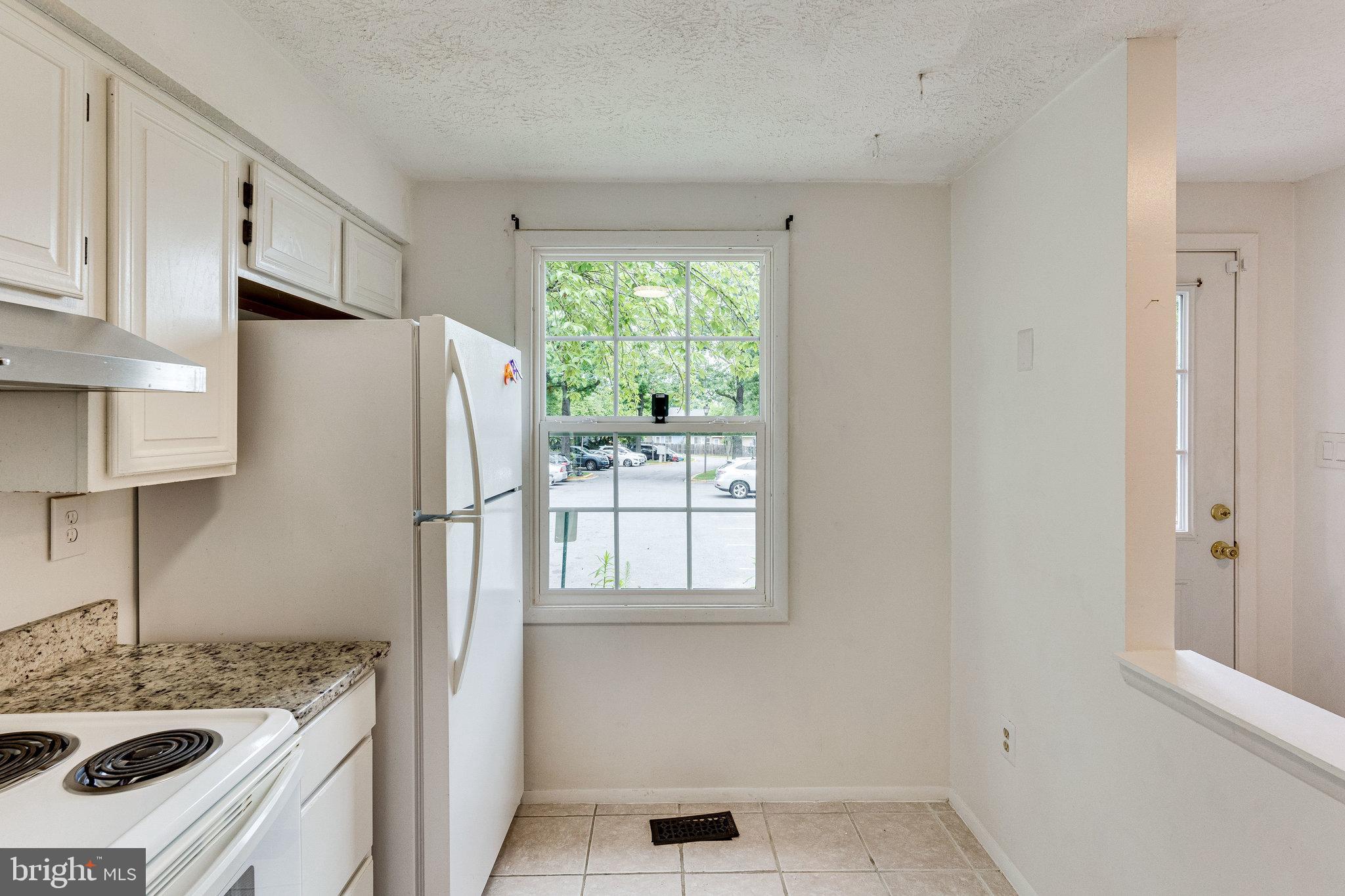 2841 Shepperton Terrace Silver Spring, MD 20904 - Photo 9 of 44