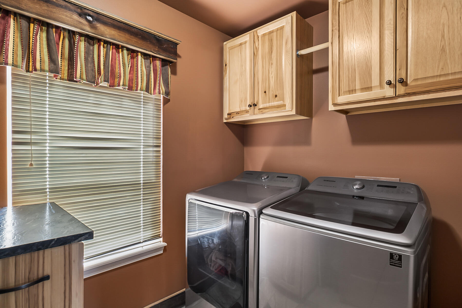 15730 Jackpine Road La Pine, OR 97739 - Photo 19 of 43 a utility room with washer and dryer