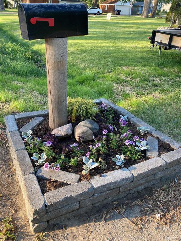19200 Inkster Road Redford, MI 48240 - Photo 3 of 16