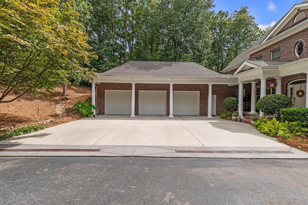 1247 Reed Road Dalton, GA 30720 - Photo 3 of 73 Gallery Image 3