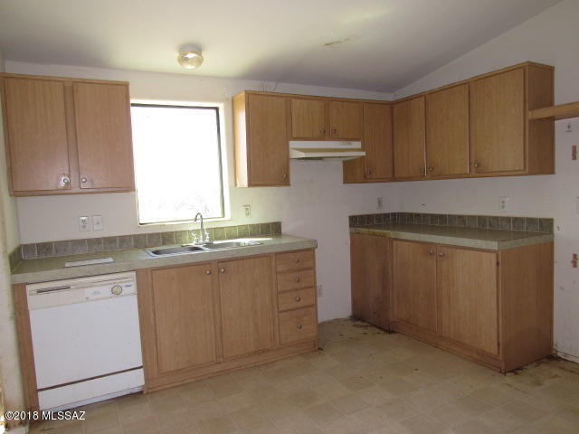 8520-1 South Cover View Road Tucson, AZ 85736 - Photo 11 of 29