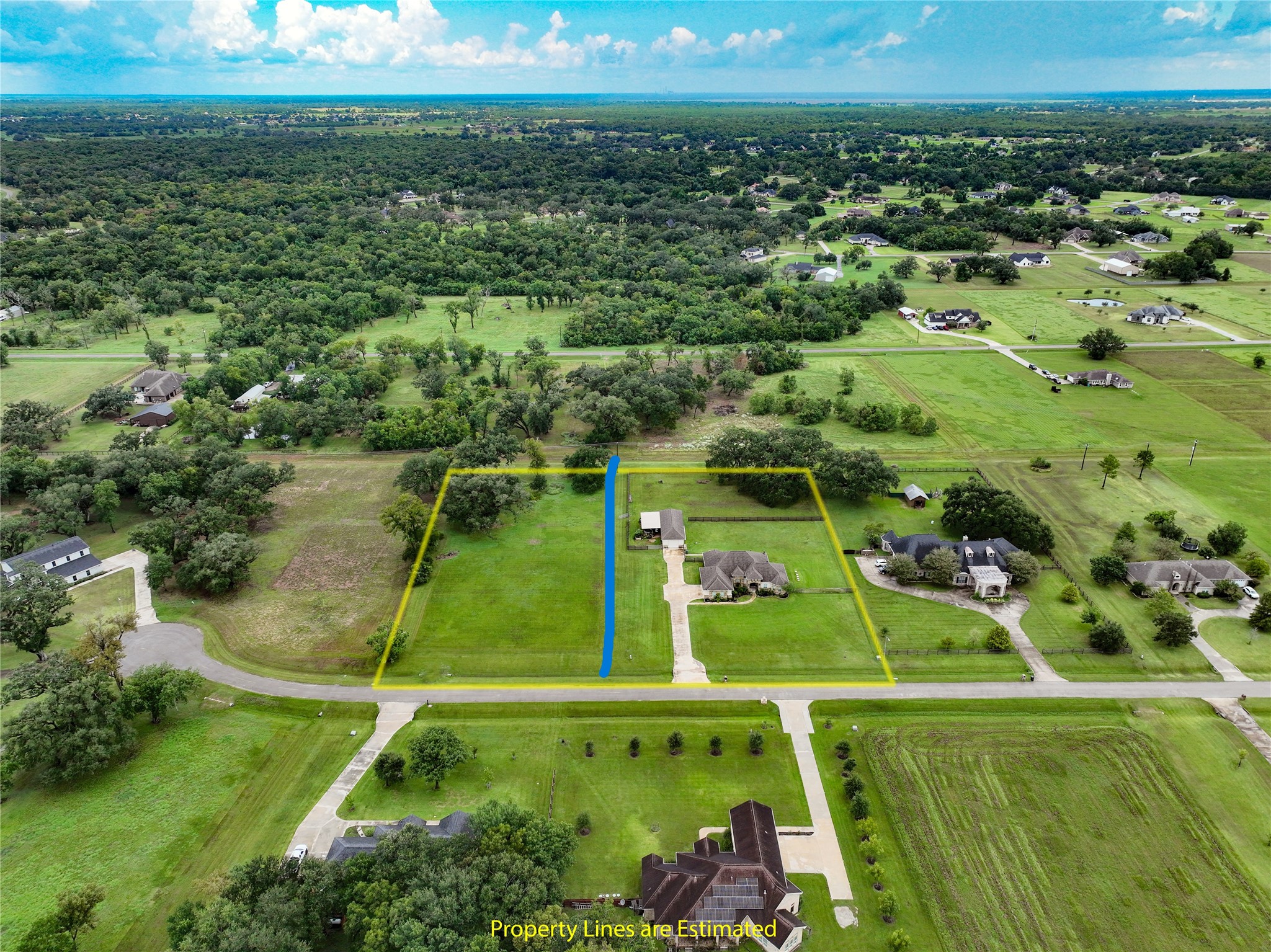 802 Comanche Trail Drive Rosharon, TX 77583 - Photo 3 of 8