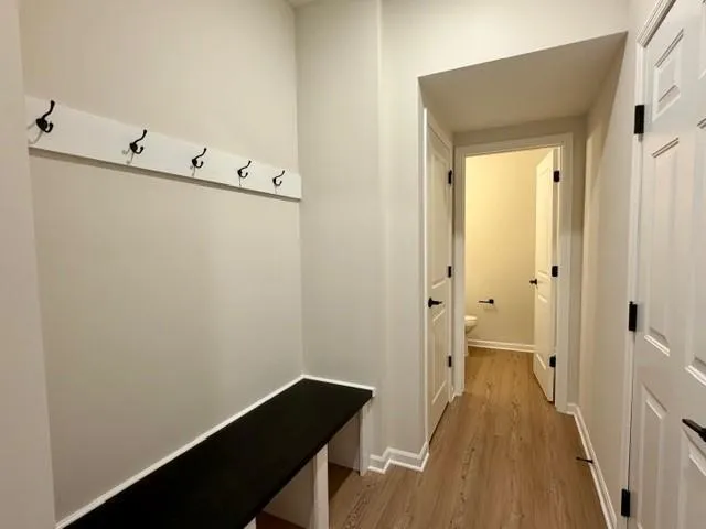 $794,990 | 909 Mount Curve Boulevard, Unit I, St. Paul, MN 55116