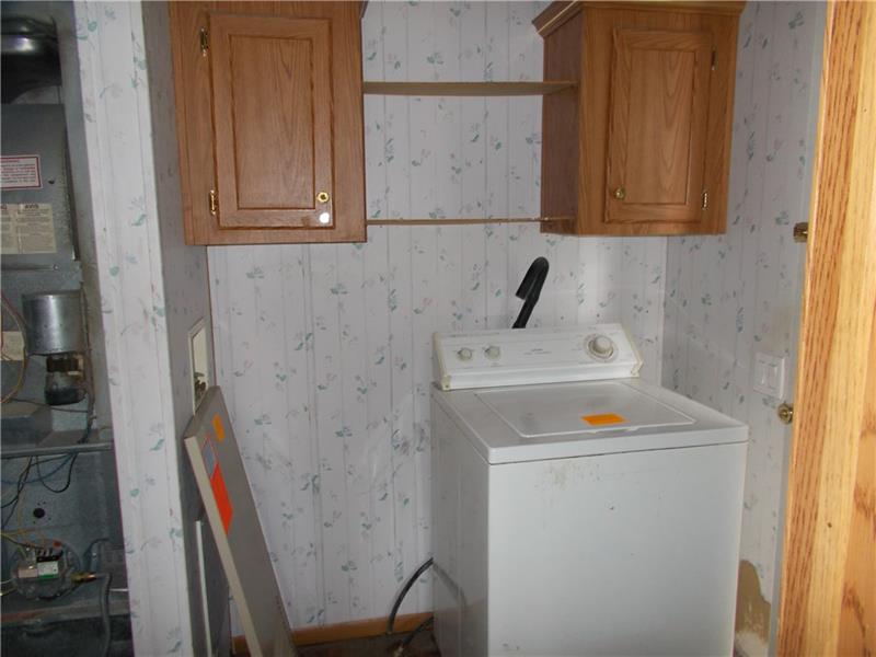 530 Center Hill Road Pittsburgh, PA 15239 - Photo 11 of 22