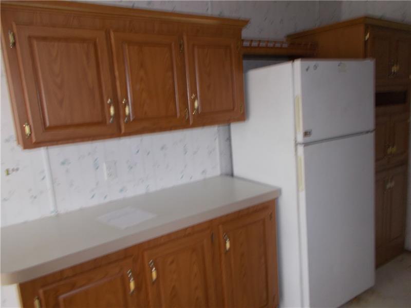 530 Center Hill Road Pittsburgh, PA 15239 - Photo 9 of 22