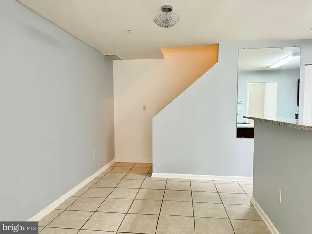 $2,650 | 10128 Reprise Drive, Rockville, MD 20850