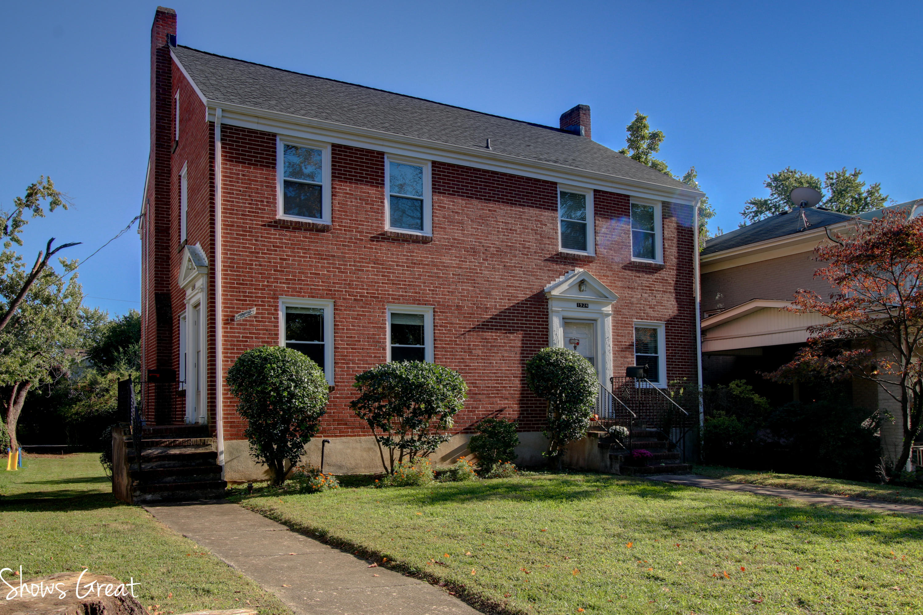 1922 Avon Road Southwest Roanoke, VA 24015 - Photo 3 of 24 _MG_5125_6_7