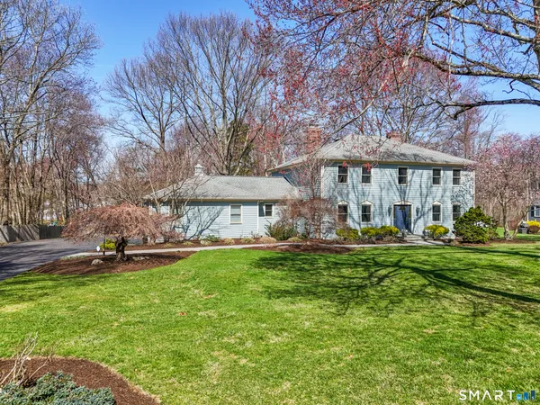 $1,065,000 | 21 Shawnee Lane, Monroe, CT 06468