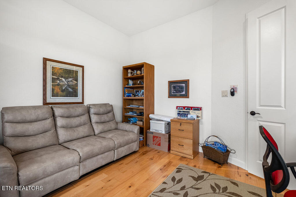 111 Harbor View Lane Vonore, TN 37885 - Photo 21 of 60 DSC03688-HDR