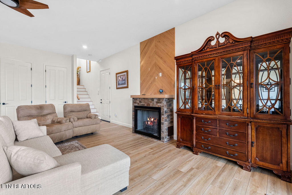 111 Harbor View Lane Vonore, TN 37885 - Photo 7 of 60 DSC03423-HDR