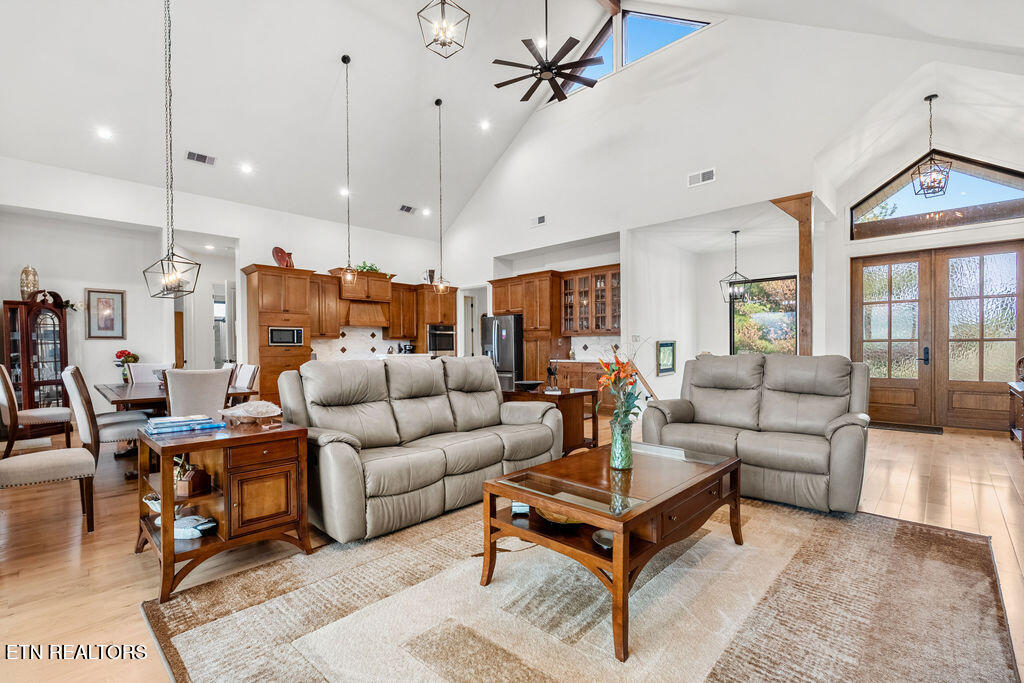 111 Harbor View Lane Vonore, TN 37885 - Photo 8 of 58 DSC03593-HDR