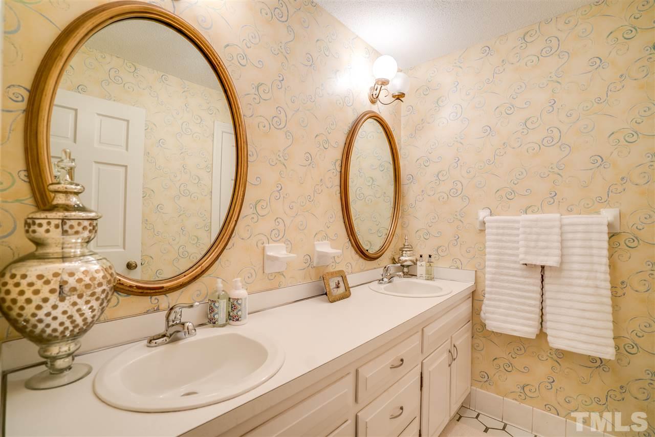 1321 Knights Way Raleigh, NC 27615 - Photo 12 of 25