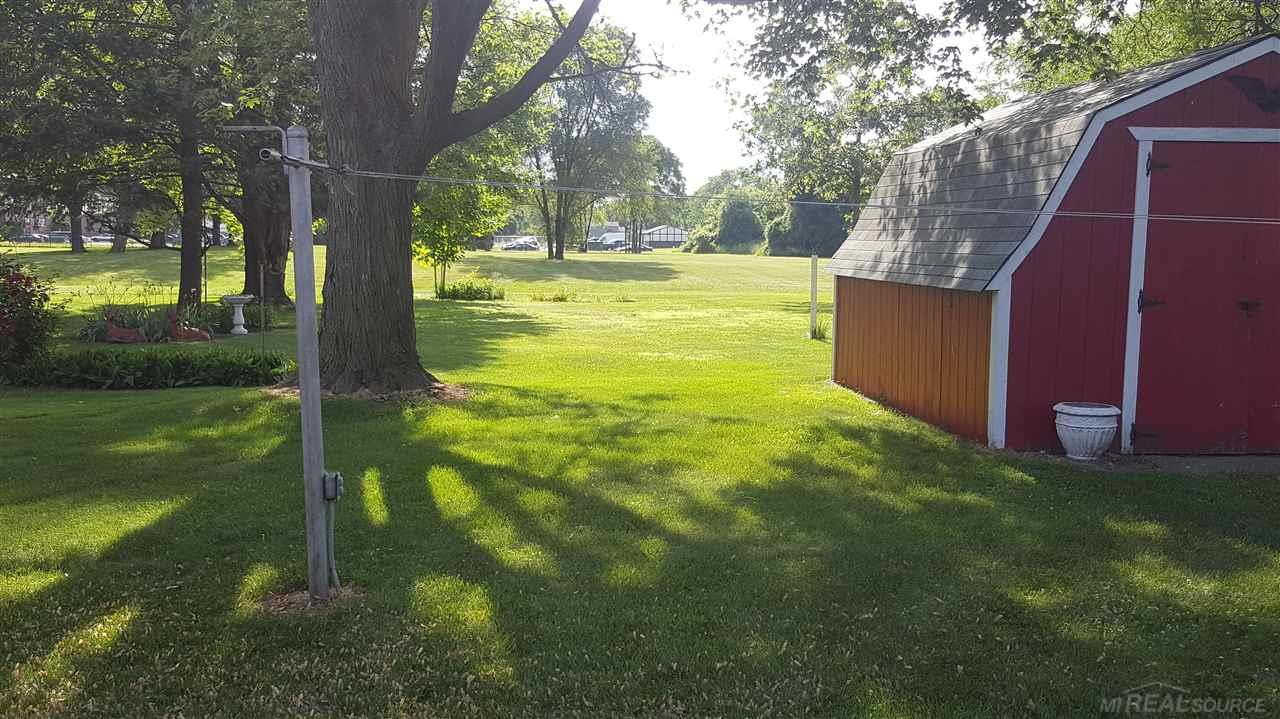 42150 Hayes Road Clinton Township, MI 48038 - Photo 21 of 21 31351550-20.JPG