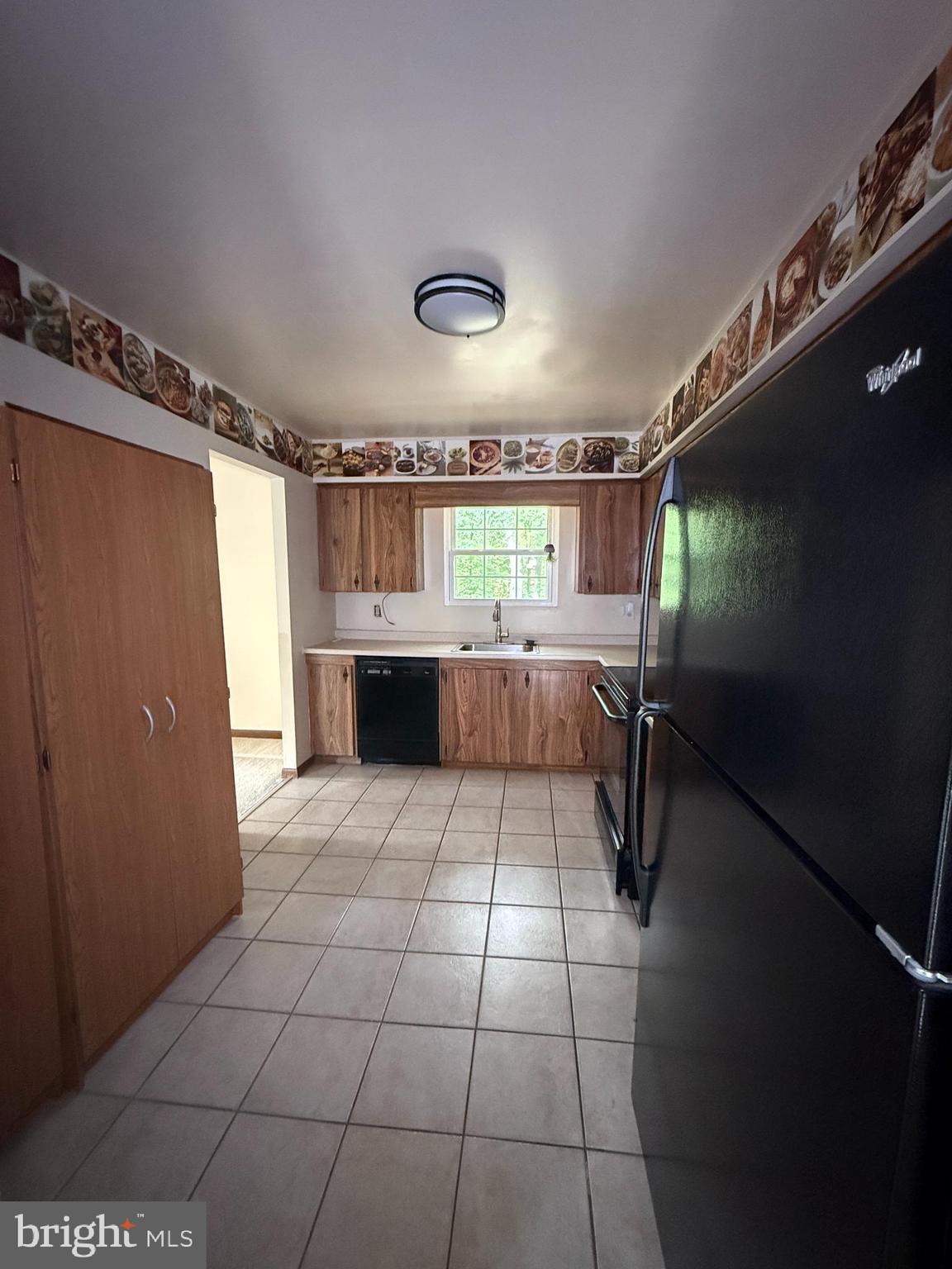 1354 Moyer Road Annapolis, MD 21403 - Photo 9 of 37 Kitchen