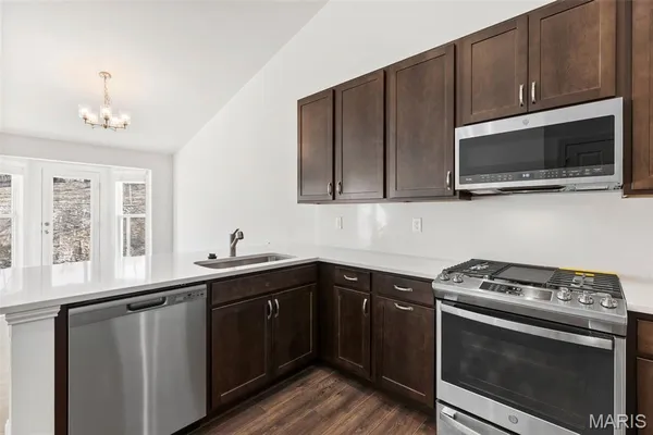 $443,355 | 1057 Bloomfield Drive, Eureka, MO 63025