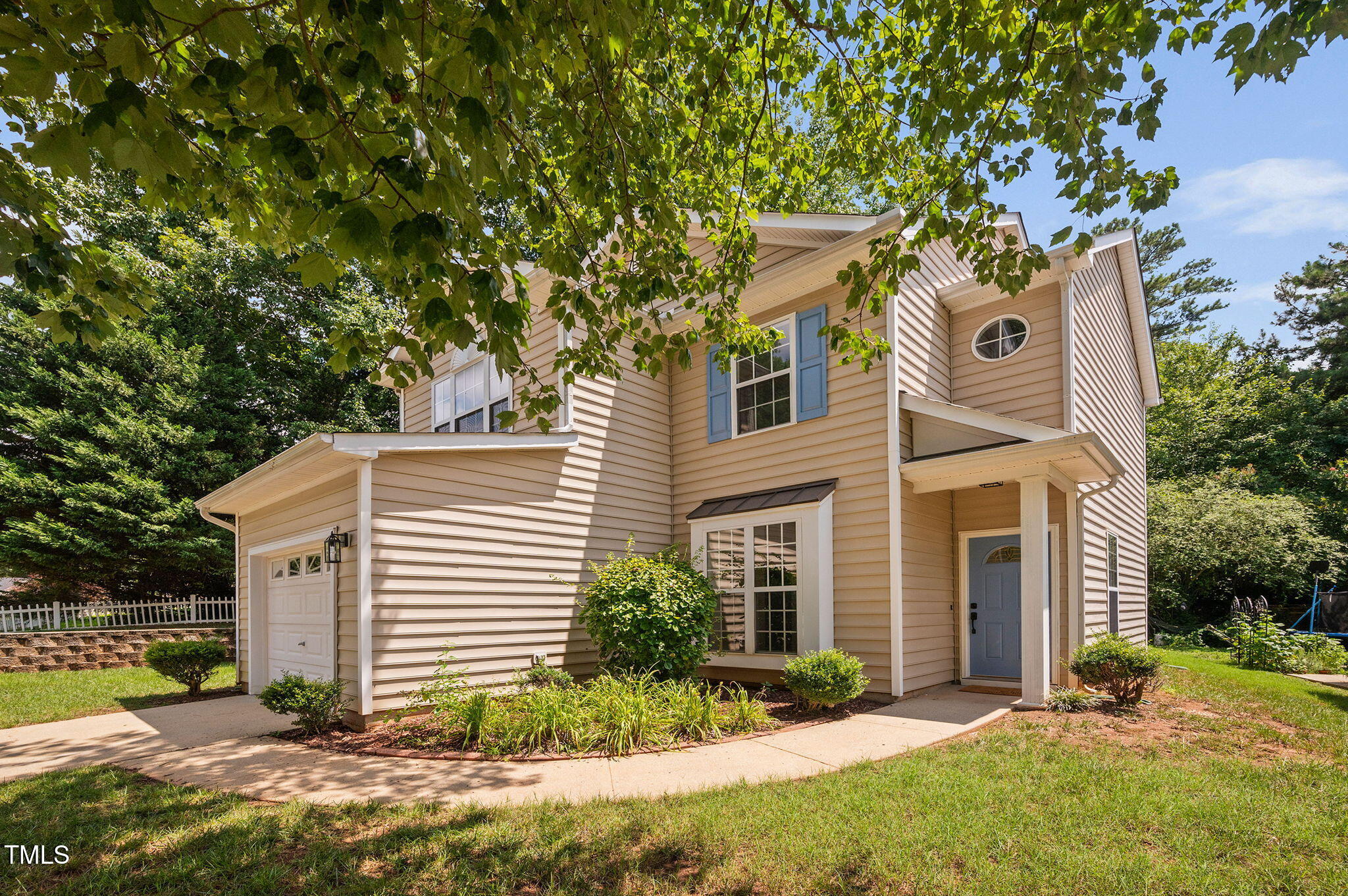 1921 Betry Place Raleigh, NC 27603 - Photo 4 of 32 5-web-or-mls-1921-betry-pl