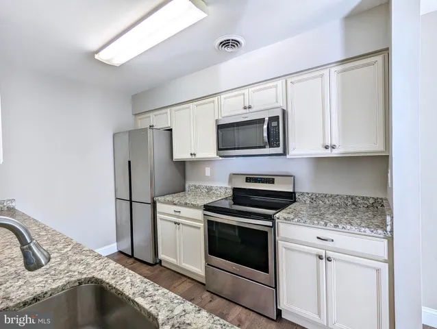 $2,800 | 54 Piccadilly Circle, Doylestown, PA 18901