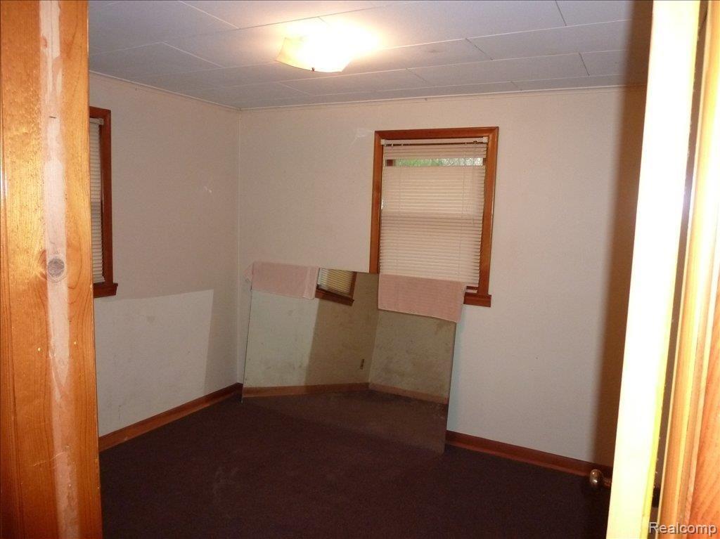 10075 Kress Road Pinckney, MI 48169 - Photo 6 of 9 P1000141