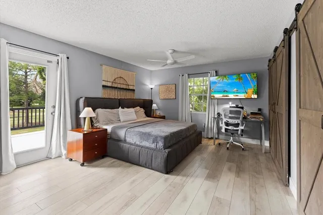 $785,000 | 3179 Hoy Lake Road, Lake Worth, FL 33467