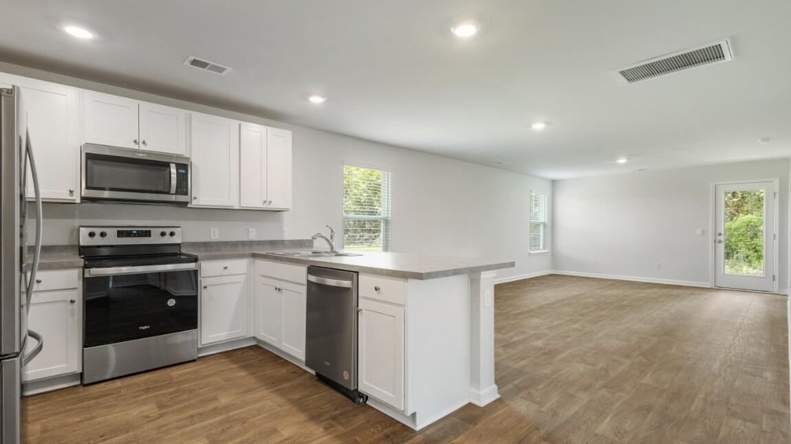191 Ivory Shadow Road Summerville, SC 29486 - Photo 12 of 42 8A5A7596