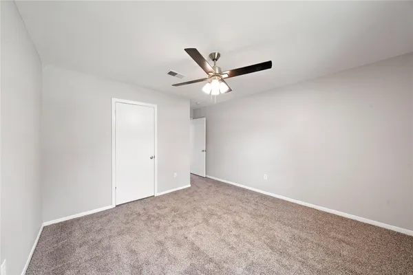 $2,600 | 6007 Claridge Drive, Houston, TX 77096