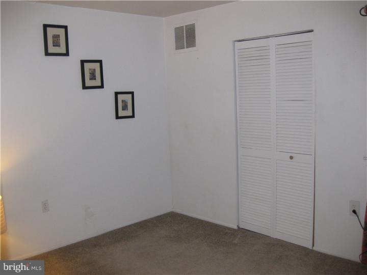 1801 Laurel Road, Unit 710 Lindenwold, NJ 08021 - Photo 13 of 25