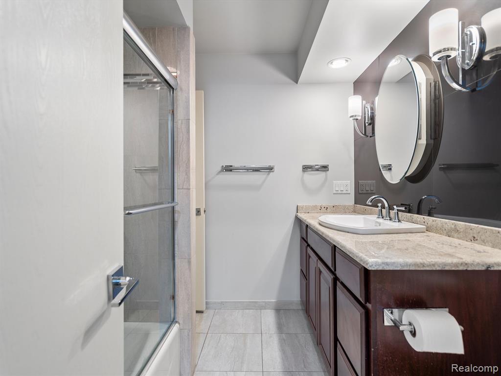 24393 Evergreen Road Southfield, MI 48075 - Photo 16 of 22