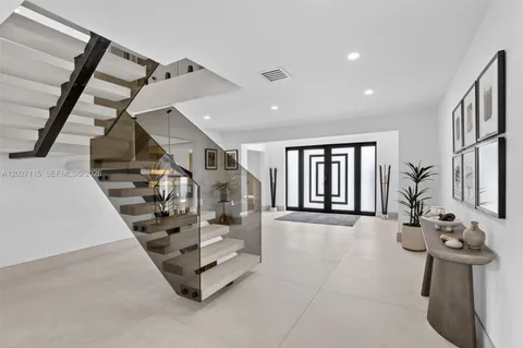 $3,975,000 | 12111 Northwest 5th Court, Plantation, FL 33325