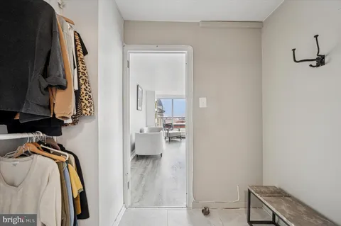 $235,000 | 224 West Rittenhouse Square, Unit 715A, Philadelphia, PA 19103