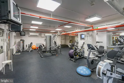 $235,000 | 224 West Rittenhouse Square, Unit 715A, Philadelphia, PA 19103