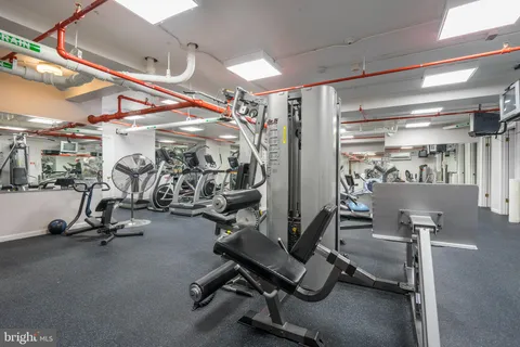 $235,000 | 224 West Rittenhouse Square, Unit 715A, Philadelphia, PA 19103