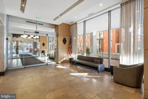 $235,000 | 224 West Rittenhouse Square, Unit 715A, Philadelphia, PA 19103