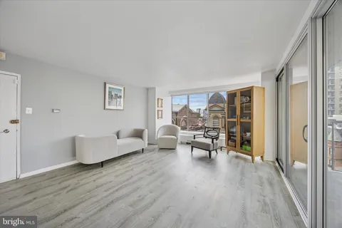 $235,000 | 224 West Rittenhouse Square, Unit 715A, Philadelphia, PA 19103