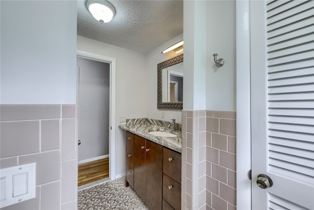 209 Chatworth Road North Kingstown, RI 02852 - Photo 22 of 37 Gallery Image 22