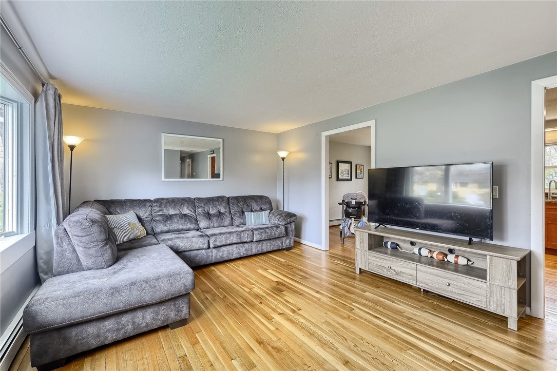 209 Chatworth Road North Kingstown, RI 02852 - Photo 8 of 37 Gallery Image 8