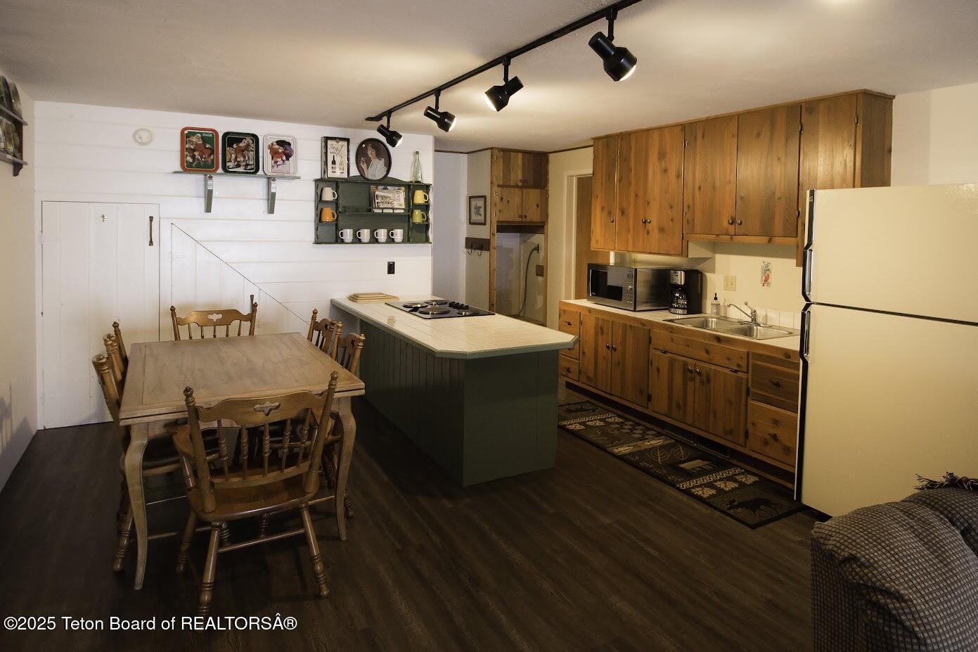 1534 Aspen Hollow Road Thayne, WY 83127 - Photo 27 of 61 Dale 130