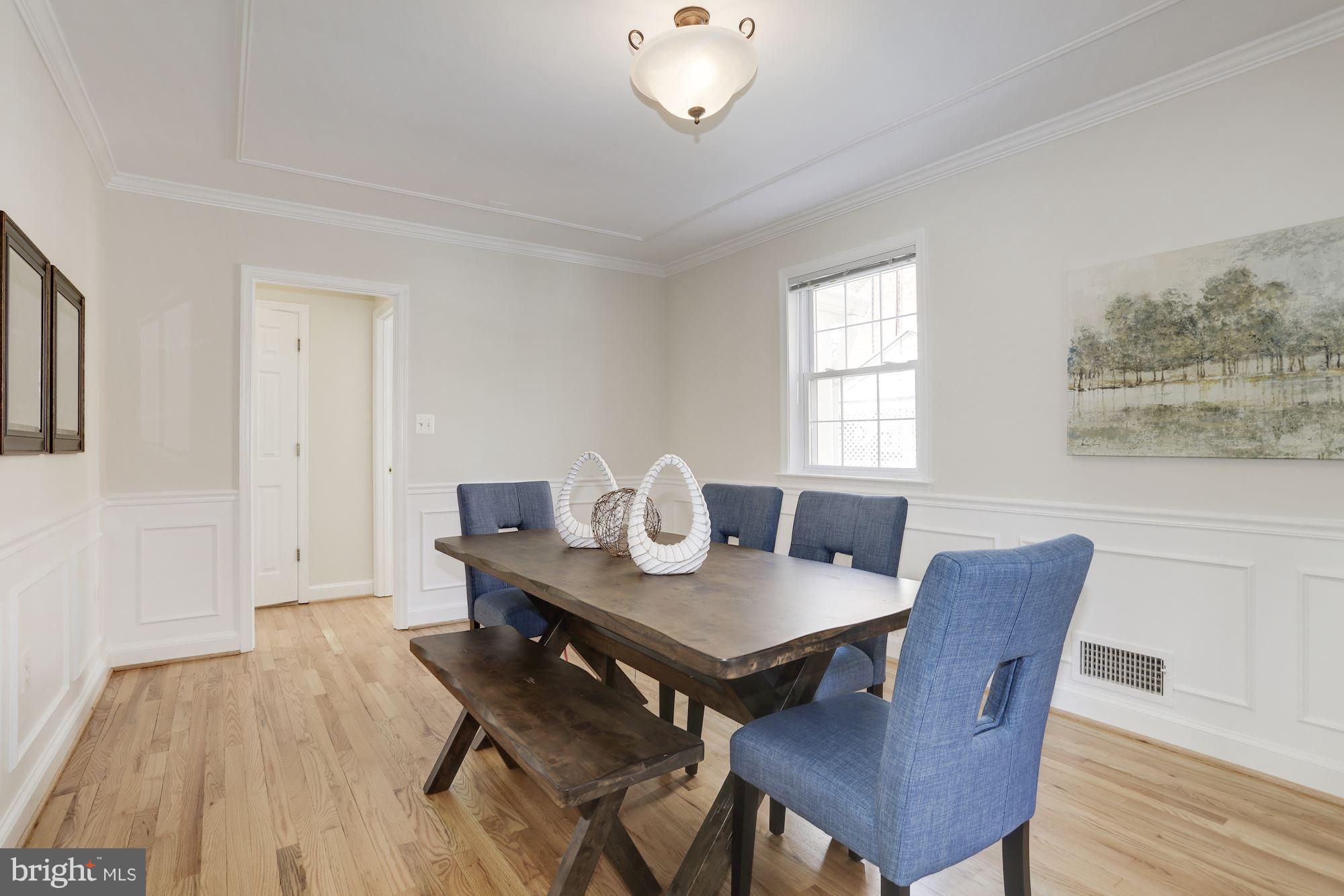 5705 Northfield Road Bethesda, MD 20817 - Photo 10 of 27 Dining Room