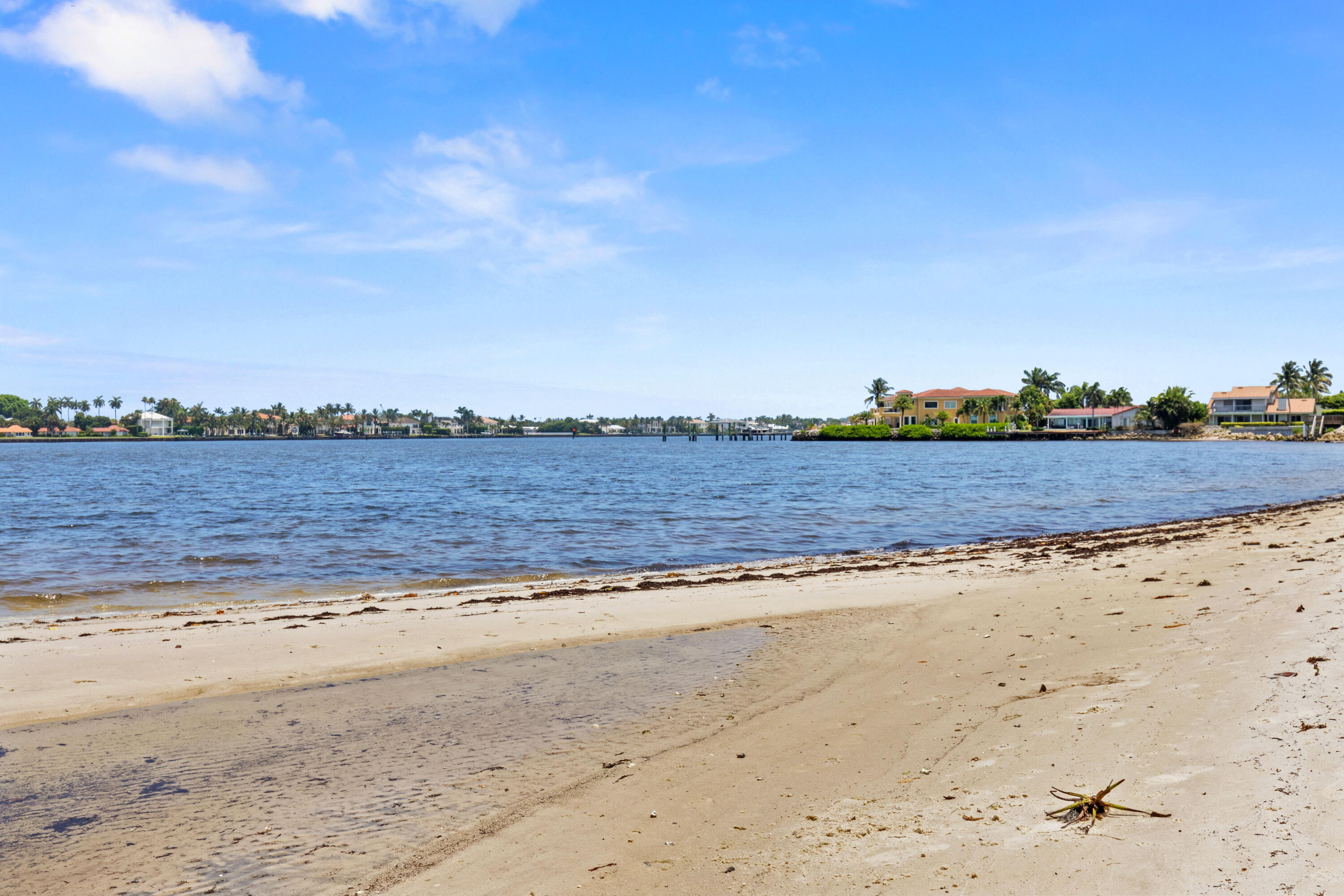 109 Half Moon Circle, Unit A3 Hypoluxo, FL 33462 - Photo 18 of 20 a view of beach and ocean