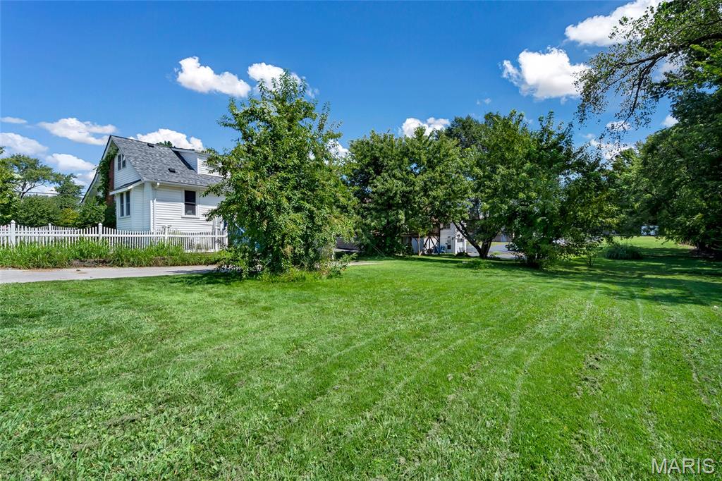 9726 Lackland Road Overland, MO 63114 - Photo 3 of 30 Gallery Image 3