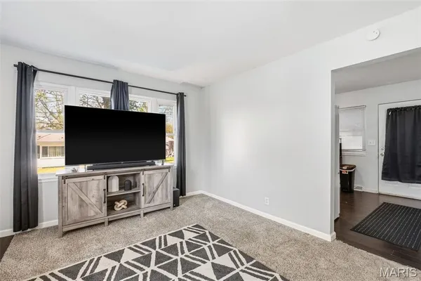 $170,000 | 121 East Pershing Street, Troy, MO 63379