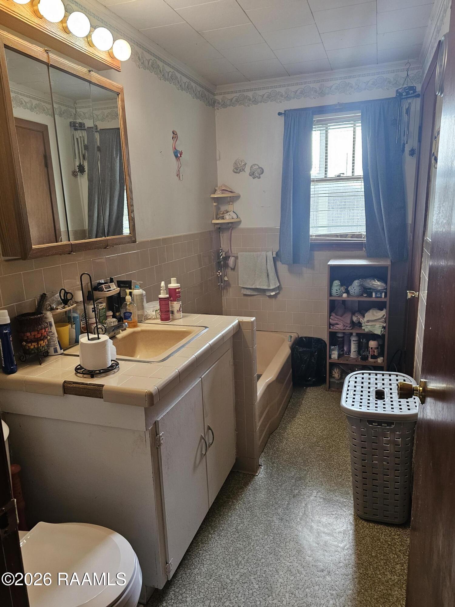 6302 Daspit Road New Iberia, LA 70563 - Photo 8 of 19 20260110_144016