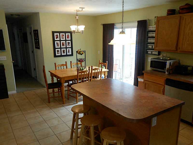18 East Killingly Road Foster, RI 02825 - Photo 9 of 25 Dining Area.