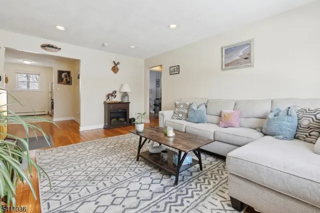 $299,000 | 35 Espy Road, Unit 5B, Caldwell, NJ 07006