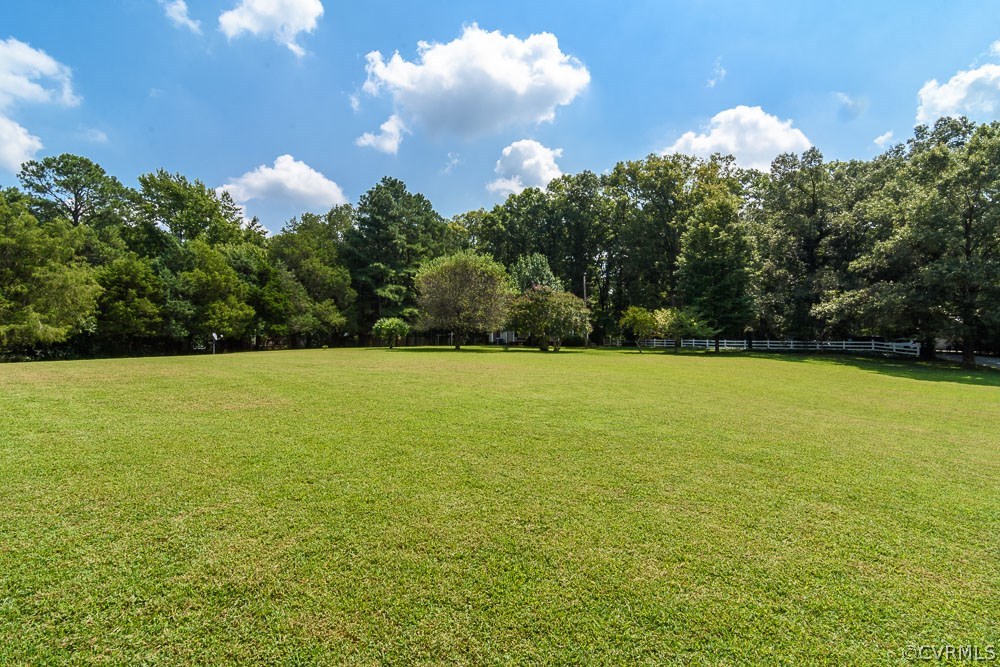 11468 Hanover Courthouse Road Hanover, VA 23069 - Photo 4 of 46 a view of a green yard