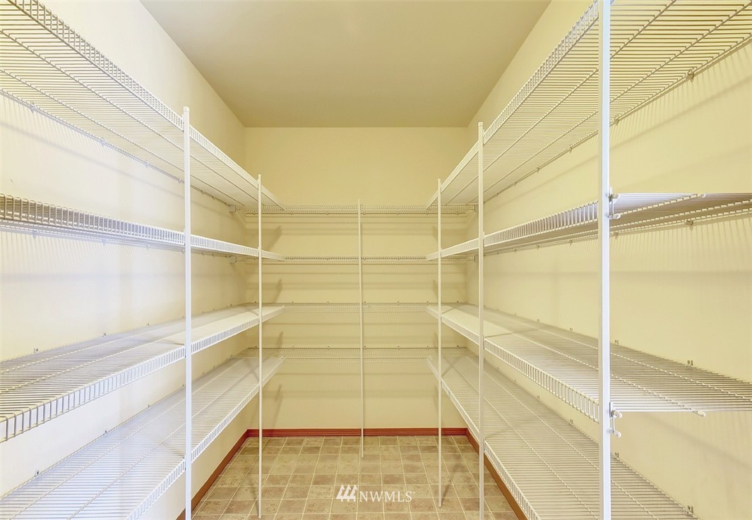 1404 175th Street Southeast Bothell, WA 98012 - Photo 7 of 14 Gallery Image 7