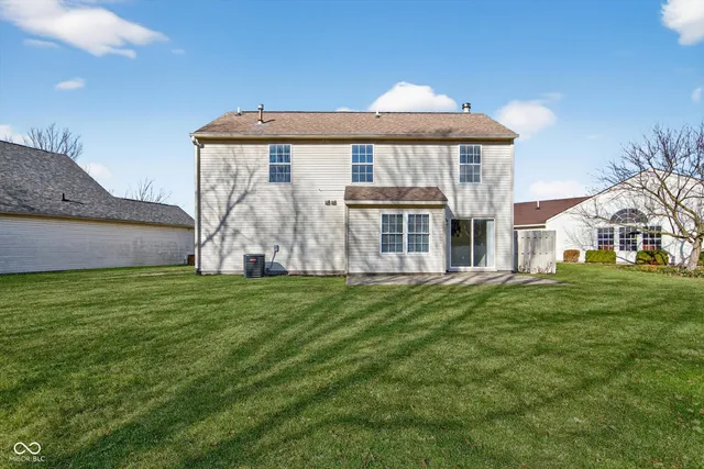 $2,000 | 10769 Park Vista Court, Fishers, IN 46037